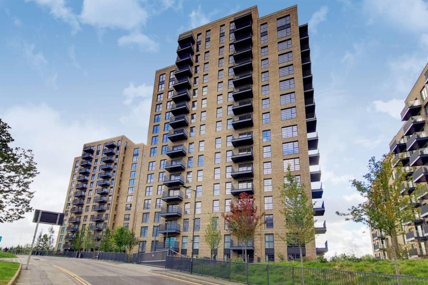 Modern And Chic Apartments At Ferrum Near Wembley Park Londres Extérieur photo